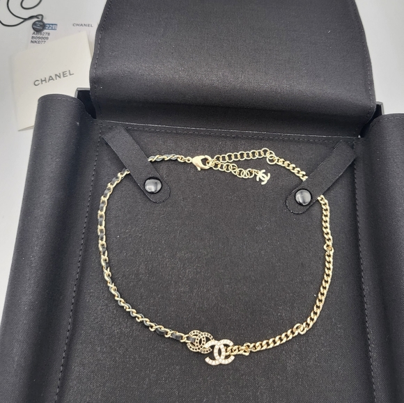 Brand new 2022 authentic Chanel double CC black and gold crstytal necklace - Picture 6 of 14
